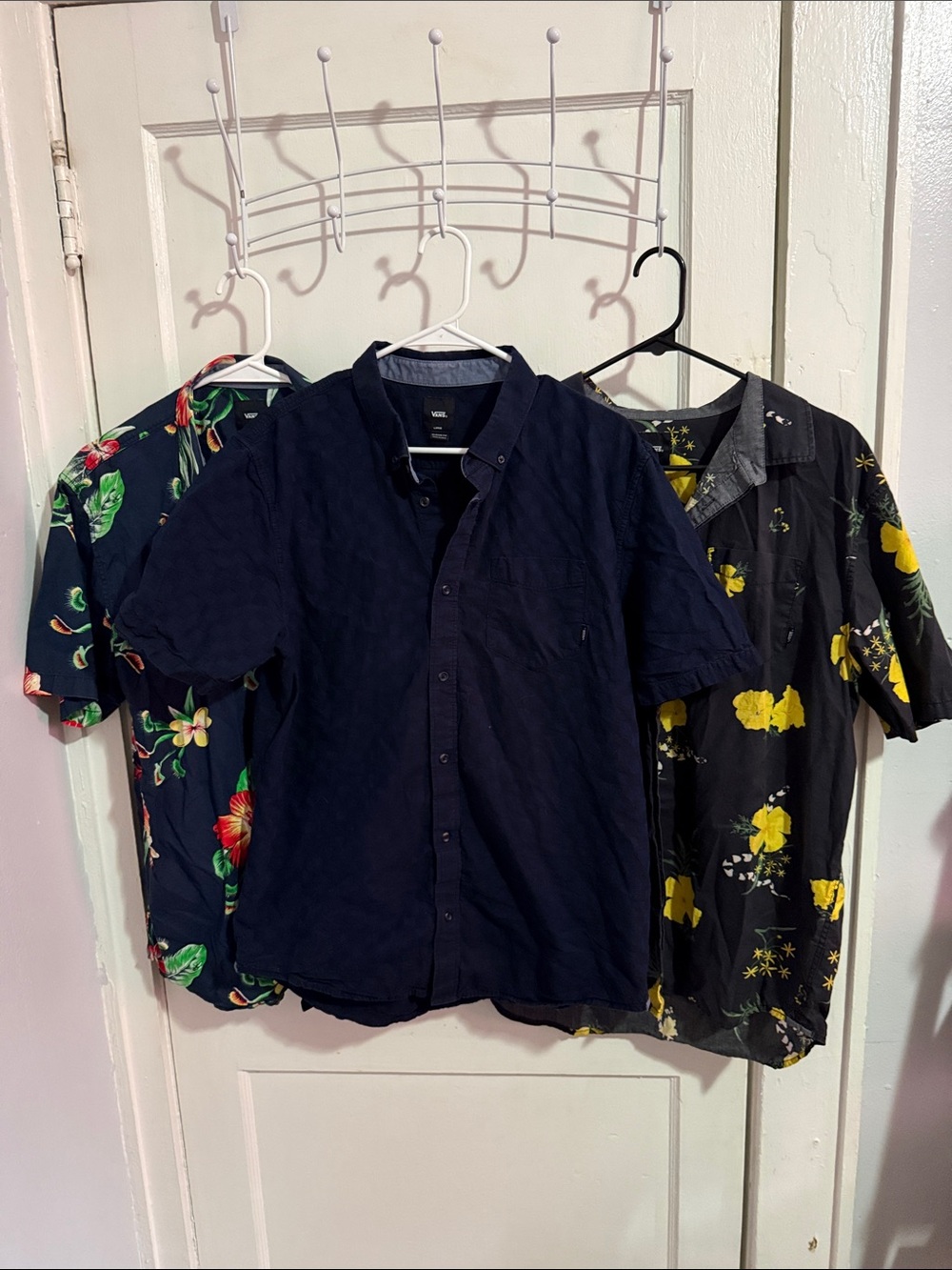 Vans Short Sleeve Button Up Shirt Bundle (3)